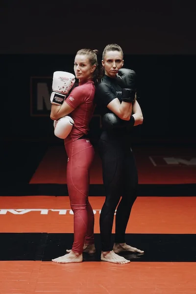 dámské sportovní oblečení MMA